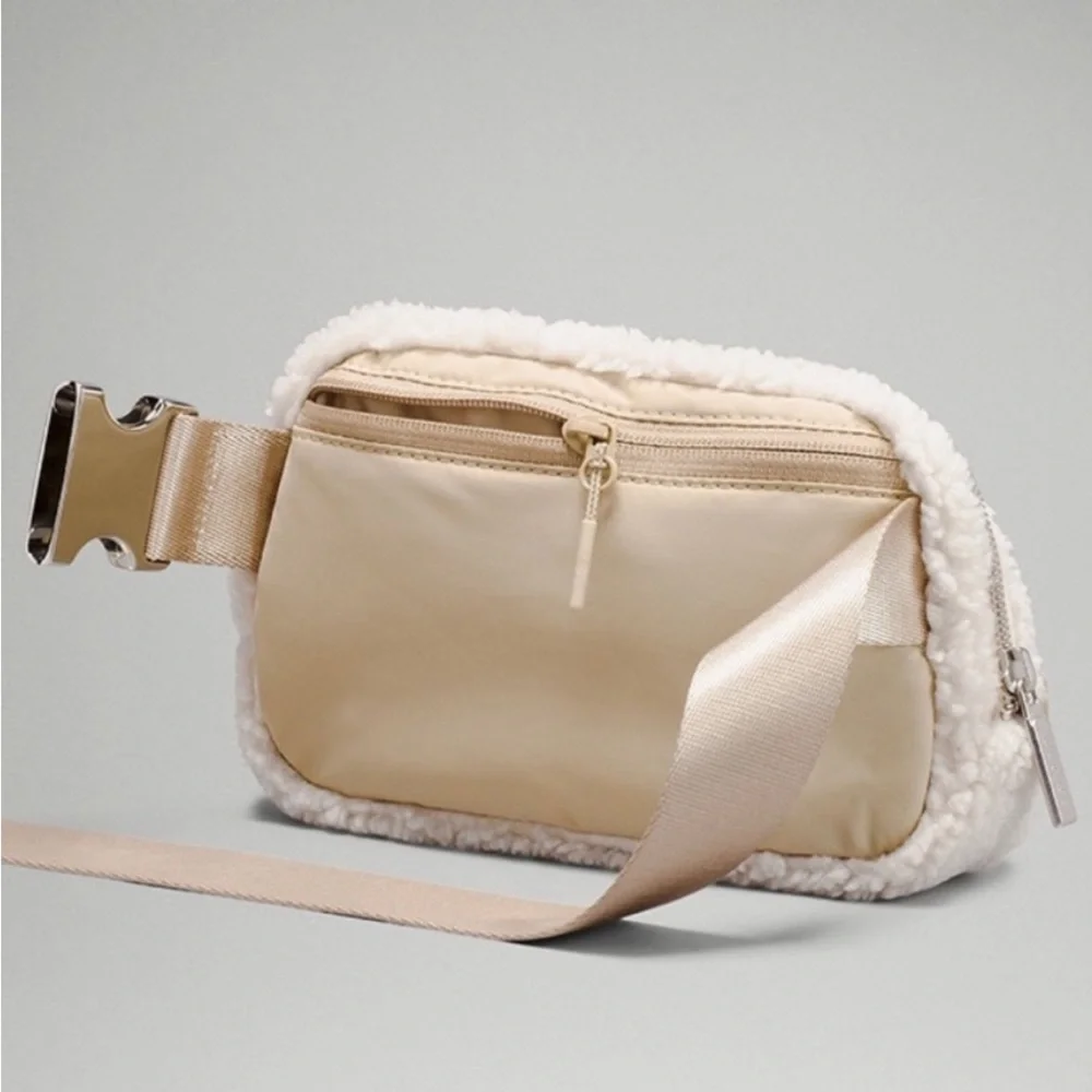 Lululemon Belt Bags x4 🍋 - Picture 13 of 13